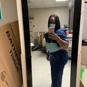 Meet your Posher, Nashia